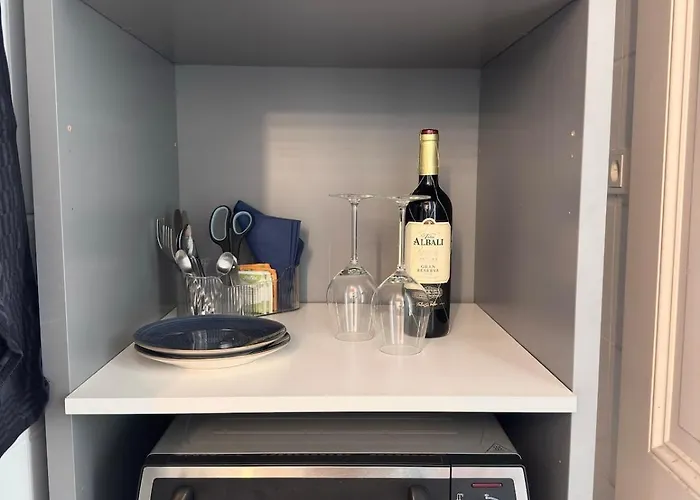 Cozy In Historic Висбаден