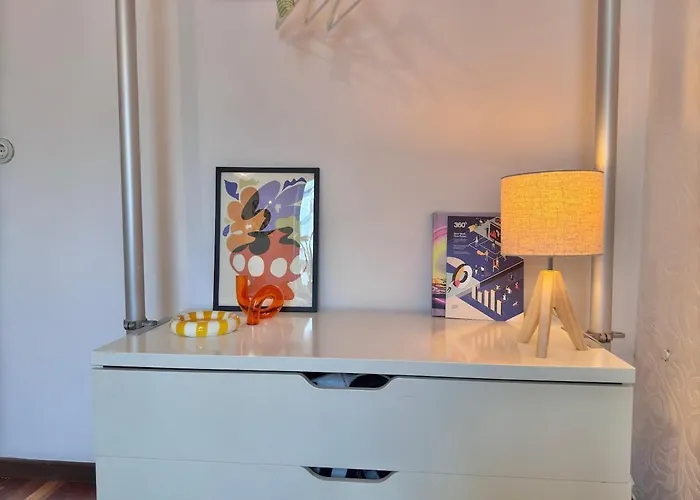 Cozy In Historic Апартаменты